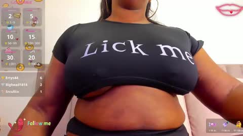Snapshot of cristinsexy_ chatting on March 9, 4:44 pm Cristina online show from March 9, 4:44 pm