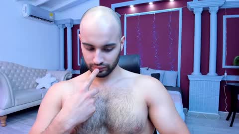 Cristobal Alzate online show from January 28, 2:21 pm