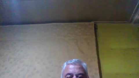 crmperez online show from January 9, 4:41 am