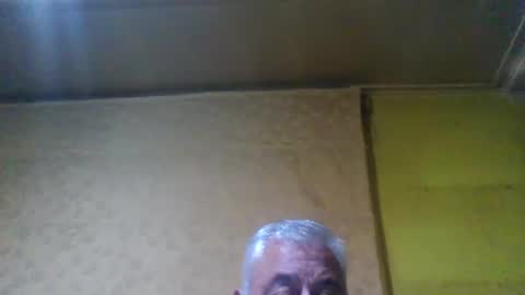crmperez online show from February 20, 11:43 pm