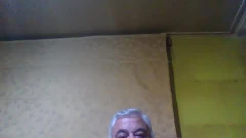 crmperez online show from January 31, 1:43 am