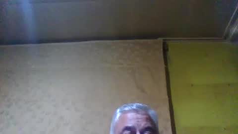crmperez online show from January 15, 2:06 am
