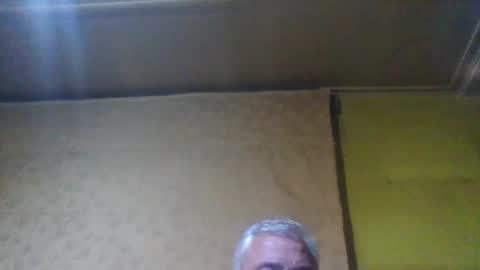 crmperez online show from February 20, 1:57 am