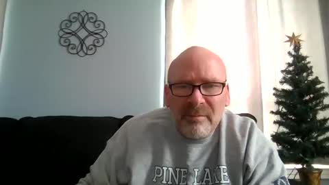 Snapshot of cruising_guy chatting on February 10, 8:21 pm fun guy online show from February 10, 8:21 pm