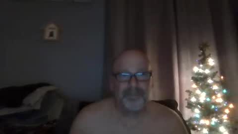 Snapshot of cruising_guy chatting on September 20, 2:47 am fun guy online show from September 20, 2:47 am