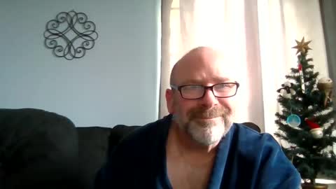 Snapshot of cruising_guy chatting on December 5, 8:06 pm fun guy online show from December 5, 8:06 pm