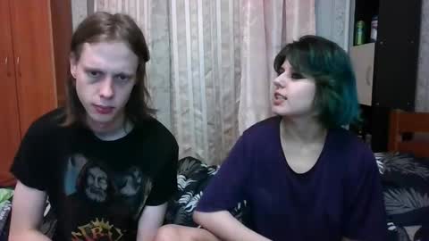 Crystal and Marcl online show from February 9, 2:28 am