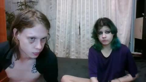Crystal and Marcl online show from January 23, 11:26 pm