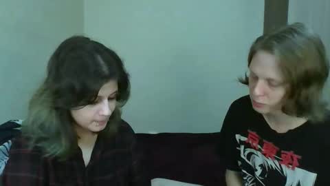 Crystal and Marcl online show from September 16, 8:01 pm