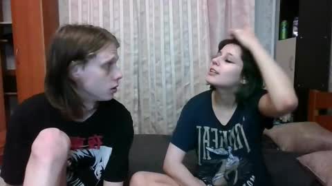 Crystal and Marcl online show from February 6, 3:06 am