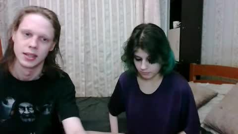 Crystal and Marcl online show from March 11, 9:37 pm