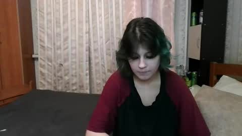 Crystal and Marcl online show from February 14, 2:23 pm