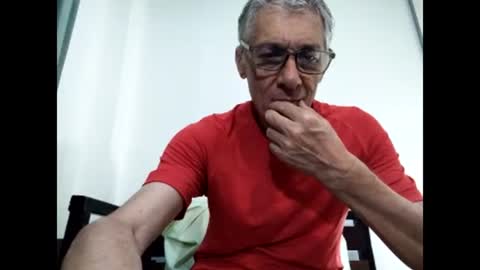 Snapshot of cucaio18 chatting on February 15, 10:55 am BIG UNCUT HARD COCK online show from February 15, 10:55 am