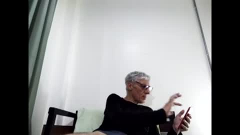 Snapshot of cucaio18 chatting on February 23, 8:49 am BIG UNCUT HARD COCK online show from February 23, 8:49 am