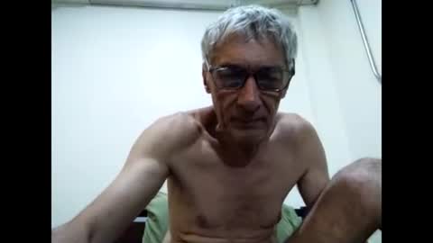 Snapshot of cucaio18 chatting on February 13, 7:24 am BIG UNCUT HARD COCK online show from February 13, 7:24 am