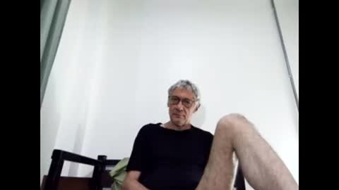 Snapshot of cucaio18 chatting on March 7, 12:48 am BIG UNCUT HARD COCK online show from March 7, 12:48 am