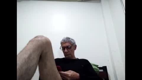Snapshot of cucaio18 chatting on February 13, 12:35 am BIG UNCUT HARD COCK online show from February 13, 12:35 am