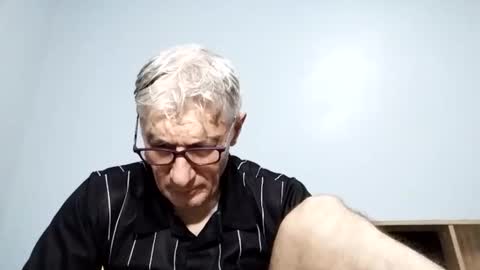 Snapshot of cucaio18 chatting on September 12, 2:46 am BIG UNCUT HARD COCK online show from September 12, 2:46 am