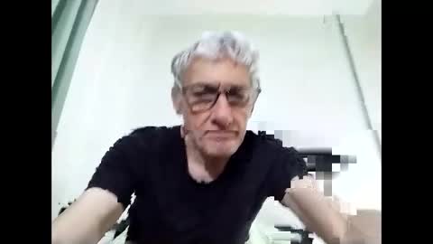 Snapshot of cucaio18 chatting on February 20, 7:55 am BIG UNCUT HARD COCK online show from February 20, 7:55 am