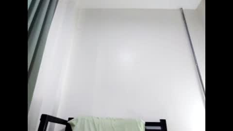 Snapshot of cucaio18 chatting on March 1, 3:10 am BIG UNCUT HARD COCK online show from March 1, 3:10 am
