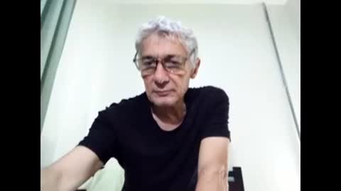 Snapshot of cucaio18 chatting on March 5, 2:03 am BIG UNCUT HARD COCK online show from March 5, 2:03 am