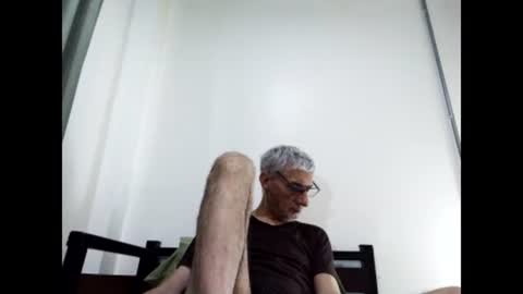 Snapshot of cucaio18 chatting on February 4, 8:02 am BIG UNCUT HARD COCK online show from February 4, 8:02 am