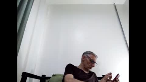 Snapshot of cucaio18 chatting on February 6, 8:18 am BIG UNCUT HARD COCK online show from February 6, 8:18 am