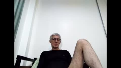 Snapshot of cucaio18 chatting on February 24, 7:44 am BIG UNCUT HARD COCK online show from February 24, 7:44 am