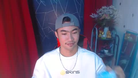 Snapshot of cumhavefun25 chatting on January 24, 1:57 pm ask me online show from January 24, 1:57 pm