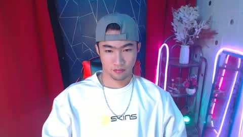 Snapshot of cumhavefun25 chatting on January 3, 5:31 pm ask me online show from January 3, 5:31 pm