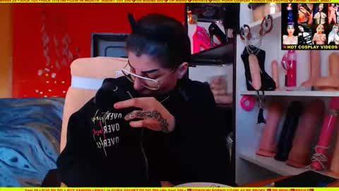 Snapshot of cuminmenowbby chatting on February 24, 1:31 pm cuminmenowbby online show from February 24, 1:31 pm