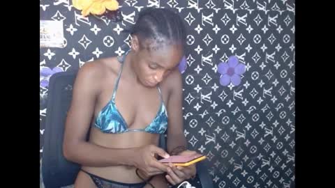 Snapshot of cupidxdoll chatting on March 9, 6:17 am cupidxdoll online show from March 9, 6:17 am
