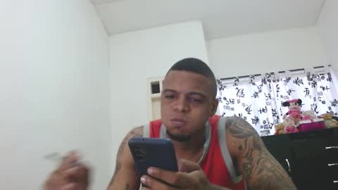 Snapshot of cuplex_hotlatina94 chatting on January 5, 11:26 am dominic and julieta... independent models online show from January 5, 11:26 am
