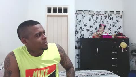 Snapshot of cuplex_hotlatina94 chatting on February 6, 10:36 am dominic and julieta... independent models online show from February 6, 10:36 am