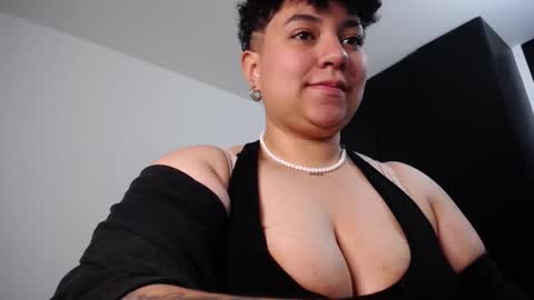 Bruna  online show from December 8, 3:40 am
