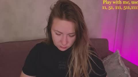 Snapshot of cute_darina chatting on September 14, 1:52 am Everyday stream in the same time online show from September 14, 1:52 am