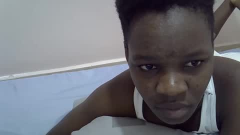 Snapshot of cute_marion chatting on February 21, 3:21 pm cute_marion online show from February 21, 3:21 pm
