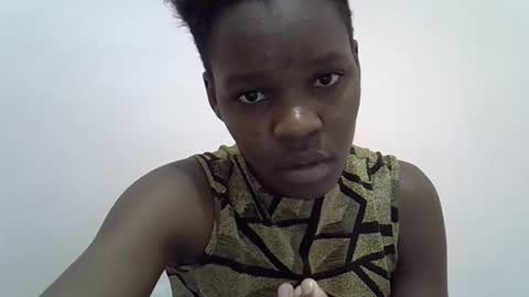 Snapshot of cute_marion chatting on February 21, 5:13 am cute_marion online show from February 21, 5:13 am