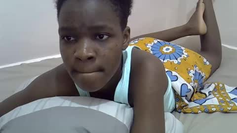 Snapshot of cute_marion chatting on February 16, 8:44 pm cute_marion online show from February 16, 8:44 pm
