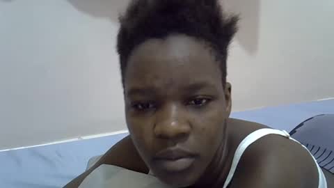 Snapshot of cute_marion chatting on February 23, 1:02 am cute_marion online show from February 23, 1:02 am