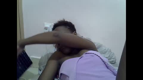 Snapshot of cute_marion chatting on February 13, 2:09 pm cute_marion online show from February 13, 2:09 pm