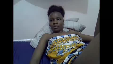 Snapshot of cute_marion chatting on February 27, 7:04 pm cute_marion online show from February 27, 7:04 pm