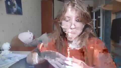 Snapshot of cute_minx chatting on March 6, 9:25 am Veronica online show from March 6, 9:25 am