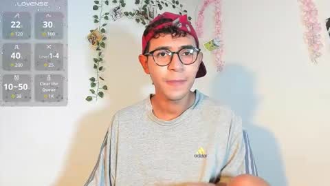 Snapshot of cute_sammy_1 chatting on September 19, 11:47 am cute_sammy_1 online show from September 19, 11:47 am