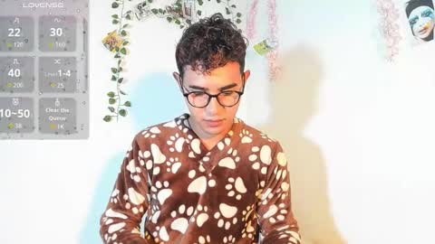 Snapshot of cute_sammy_1 chatting on September 17, 11:24 am cute_sammy_1 online show from September 17, 11:24 am