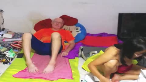 Snapshot of cuteandsexyone chatting on January 29, 5:02 pm CuteAndSexyOne Na and Brian online show from January 29, 5:02 pm