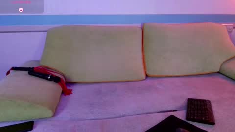 Snapshot of cutedodo chatting on February 28, 11:23 pm Tory and Leon online show from February 28, 11:23 pm