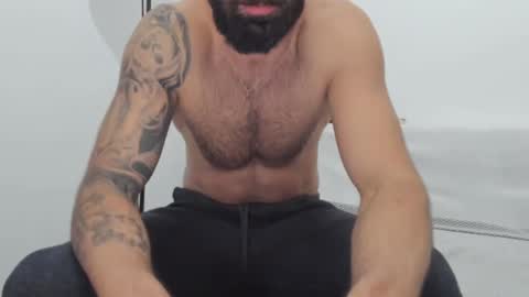 cuteeboy online show from February 17, 6:28 pm