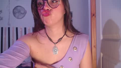 Snapshot of cutehaome chatting on September 17, 2:37 am haome online show from September 17, 2:37 am