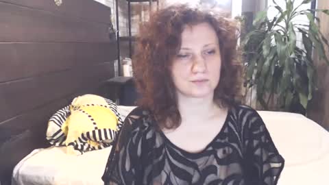 Snapshot of cutemoan chatting on February 6, 10:21 pm Rita online show from February 6, 10:21 pm